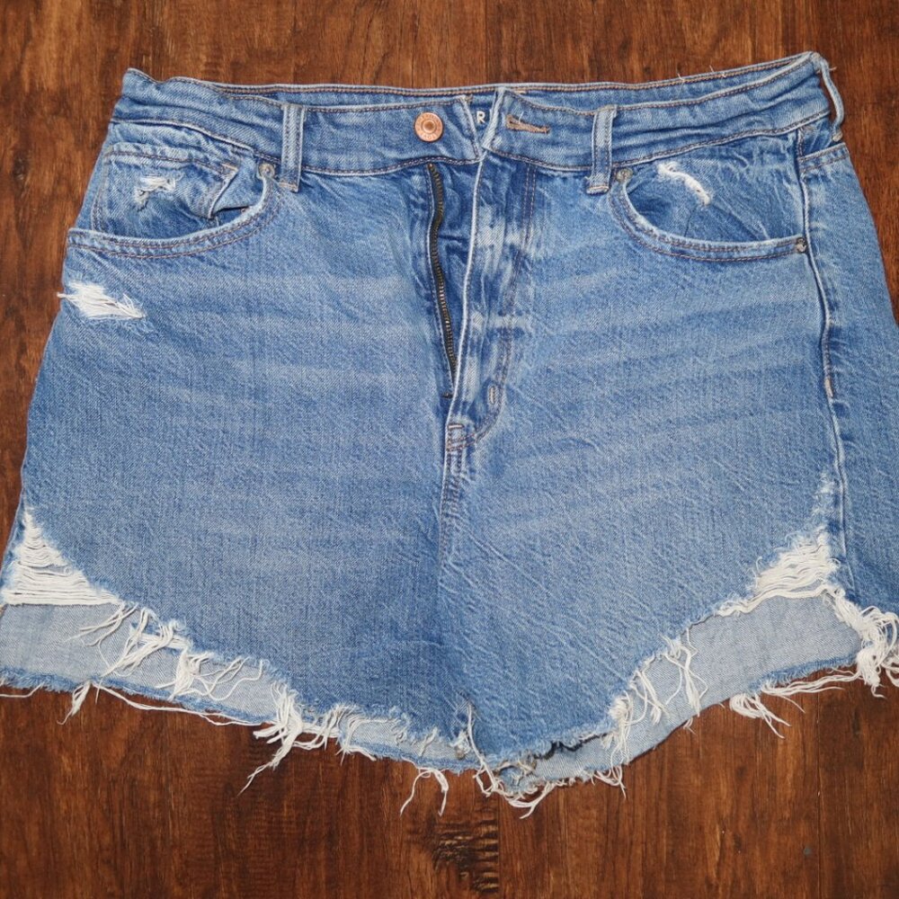 Mom Shorts, American Eagle - Size 12